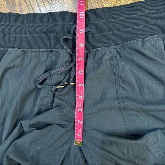Lululemon Women's Dance Studio Mid-Rise Jogger Full‎ Length Black Size 6 - Picture 15 of 16